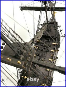 1/35 black pearl ship in Pirates of the Caribbean wood ship kit with interior