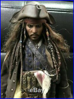1/6 Hot Toys DX15 Pirates Of The Caribbean Jack Sparrow Action Figure & Tools