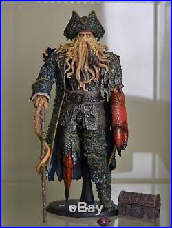 1/6 Hot Toys Sideshow Davy Jones Pirates Of The Caribbean Action Figure RARE