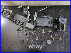 118, 3.75 Pirates of the Caribbean Black Pearl Playset Figure Lot, 2006 Zizzle