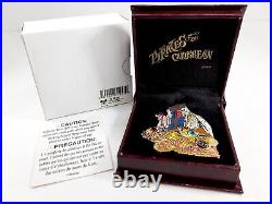 2003 DLR Pirates of The Caribbean Skeleton Pirate Gold & Jewels Pin 22649 LE300