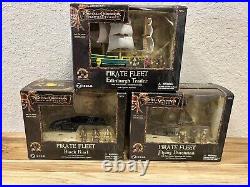 2006 Pirates Of The Caribbean Dead Man's Chest Zizzle Toys Pirate Fleet Lot Of 3