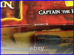 2007 PIRATES OF THE CARIBBEAN playset CAPTAIN JACK SPARROW's Pirate Gear, 10 p