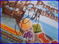 2007 Pirates of the Caribbean signed Johnny Depp Kelloggs fruit snack box ODD