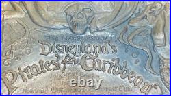 30th Anniversary Disneyland Pirates of the Caribbean Skull Placard Jumbo LE Pin