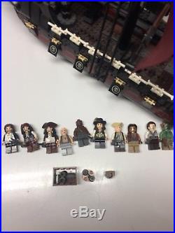 4195 Lego PIRATES OF THE CARIBBEAN Queen Anne's Revenge + Bonus Figs