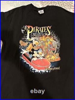 Aunthentic Vintage Disneyland Pirates Of The Caribbean XL Black T Shirt Mickey