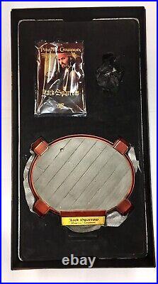 Cinemaquette 1/3 Jack Sparrow Pirates Of The Caribbean Maquette SIGNED BY DEPP