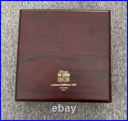 Disney Dsf Skull With Crossed Swords 3d Jumbo Pirates Of The Caribbean Le Pin Disney Dsf Skull With Crossed Swords 3d Jumbo Pirates Of The Caribbean Le Pin