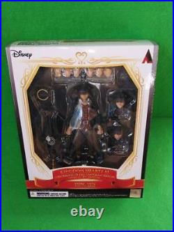 Disney Kingdom Hearts Sora Figure Pirates of the Caribbean Ver Bring Arts E0180