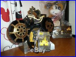 Disney Minnie Mouse The Main Attraction Pirates Of The Caribbean set