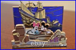 Disney PIRATES OF THE CARIBBEAN ATTRACTION RIDE Pin # 53665 Mickey Minnie Mouse