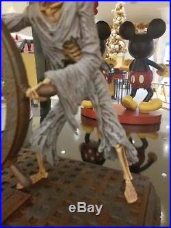Disney Parks Pirates of the Caribbean Helmsman figure figurine new Disneyland