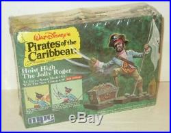 Disney Pirates Of The Caribbean Model Kit Mpc 1972 Unbuilt Sealed Damaged Box