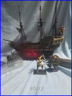 Disney Pirates of The Caribbean Dead Man's Chest Black Pearl RC Pirate Ship