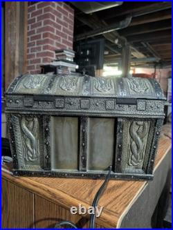 Disney Pirates of the Caribbean CD Boombox Treasure Chest Davy Jones PC500B