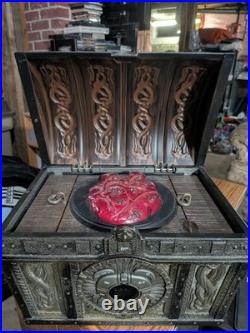 Disney Pirates of the Caribbean CD Boombox Treasure Chest Davy Jones PC500B