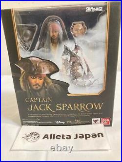 Disney Pirates of the Caribbean Captain Jack Sparrow S. H. Figuarts Figure Bandai