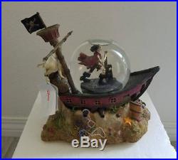 Disney Pirates of the Caribbean Musical Blower Snowglobe Water Snow Globe New