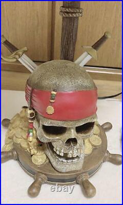 Disney Pirates of the Caribbean skull figure lamp scarce available