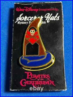 Disney WDI Pirates of the Caribbean Sorcerer Hat Mystery Chaser LE 150 Pin R01 Disney WDI Pirates of the Caribbean Sorcerer Hat Mystery Chaser LE 150 Pin R01