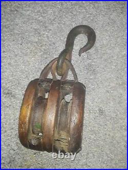 Disney World Pirates Of The Caribbean Ride Vintage Prop Ship Pulley Display