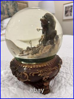 Disney's Pirates Of Caribbean Snowglobe Waterglobe Grotto ride scene music Yo Ho