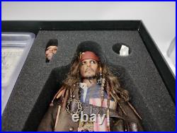 HOT TOYS DX15 JACK SPARROW 1/6 Dead Men Tell No Tales Pirates Of The Caribbean HOT TOYS DX15 JACK SPARROW 1/6 Dead Men Tell No Tales Pirates Of The Caribbean