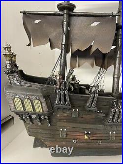 Hawthorne Village Pirates of the Caribbean Black Pearl Ghost Ship