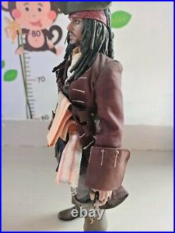 Hot Toys 1/6 Jack Sparrow Pirates Of The Caribbean Johnny Depp