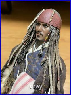 Hot Toys Captain Jack Sparrow Pirates Of The Caribbean 1/6 Action Figure DX06