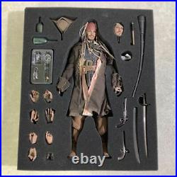 Hot Toys Captain Jack Sparrow Pirates Of The Caribbean Action Figure