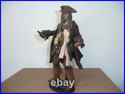 Hot Toys DX06 Captain Jack Sparrow Pirates Of The Caribbean 1/6 Action Figure