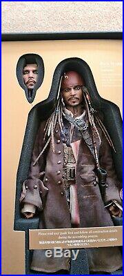 Hot Toys DX15 Pirates Of The Carribean Jack Sparrow Mint