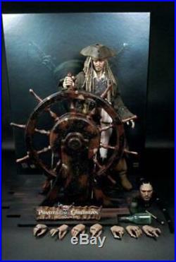 Hot Toys Jack Sparrow Pirates Of The Caribbean American Comic1/6