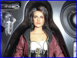 Hot Toys MMS181 Pirates of The Caribbean Penelope Cruz Angelica 1/6 Limited