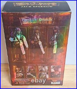 Hot Toys Movie Masterpiece Jack Sparrow At World's End 1/6 Scale Figure