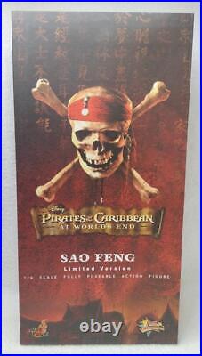 Hot Toys Pirates Of The Caribbean 1/6 Figure