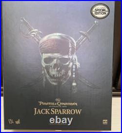 Hot Toys Pirates Of The Caribbean Captain Jack Sparrow Figure Soft Vinyl Used