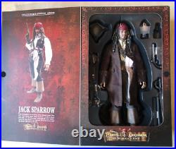 Hot Toys Pirates Of The Caribbean Worlds End Jack Sparrow Poseable Figure MMS42