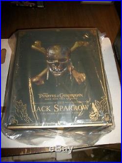 Hot Toys Pirates of the Caribbean DX15 JACK SPARROW 1/6 Scale Figure NEW