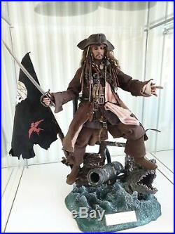 Hot Toys Pirates of the Caribbean DX15 Johnny Depp Absolutely Beautiful Con'dtn
