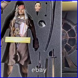 Hot Toys Pirates of the Caribbean Fountain of Life Jack Sparrow 1/6 Scale