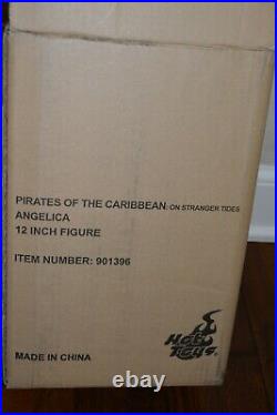 Hot Toys Sideshow Exclusive 1/6 Pirates of the Caribbean Angelica, Ex. Cond