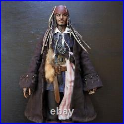 Hot Toys Sideshow Exclusive Jack Sparrow Pirates Of The Caribbean 1/6 Figure