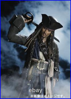 Jack Sparrow Pirates of the Caribbean BANDAI S. H. Figuarts Johnny Depp 5.9in