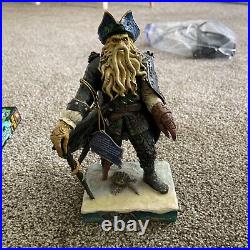 Jim Shore Disney Pirates of the Caribbean Devil Of The Seas Davy Jones