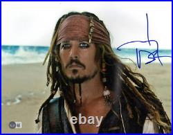 Johnny Depp Signed 11x14 Photo Pirates Of The Caribbean Autograph Beckett 16