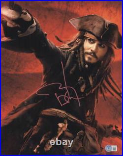 Johnny Depp Signed 11x14 Photo Pirates Of The Caribbean Autograph Beckett 30