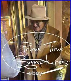 Johnny Depp Signed 11x14 Photo Pirates of the Caribbean Autograph Beckett